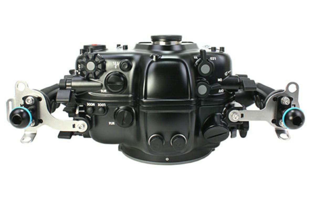 定価76.8万円　早い者勝ち　Nauticam NA-R5 最高級水中ハウジング　ダイビング　撮影機材 定価76.8万円 早い者勝ち Nauticam NA-R5 最高級水中ハウジング