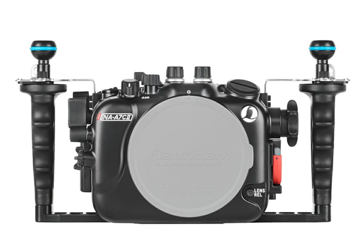 水中撮影機材や水中用品の事なら経験豊富なカメカメCAMERA