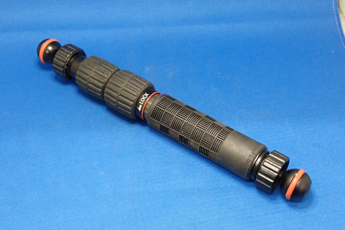 INON カーボン伸縮アームM 中古品 000000002725-01.jpg?size=m&w=