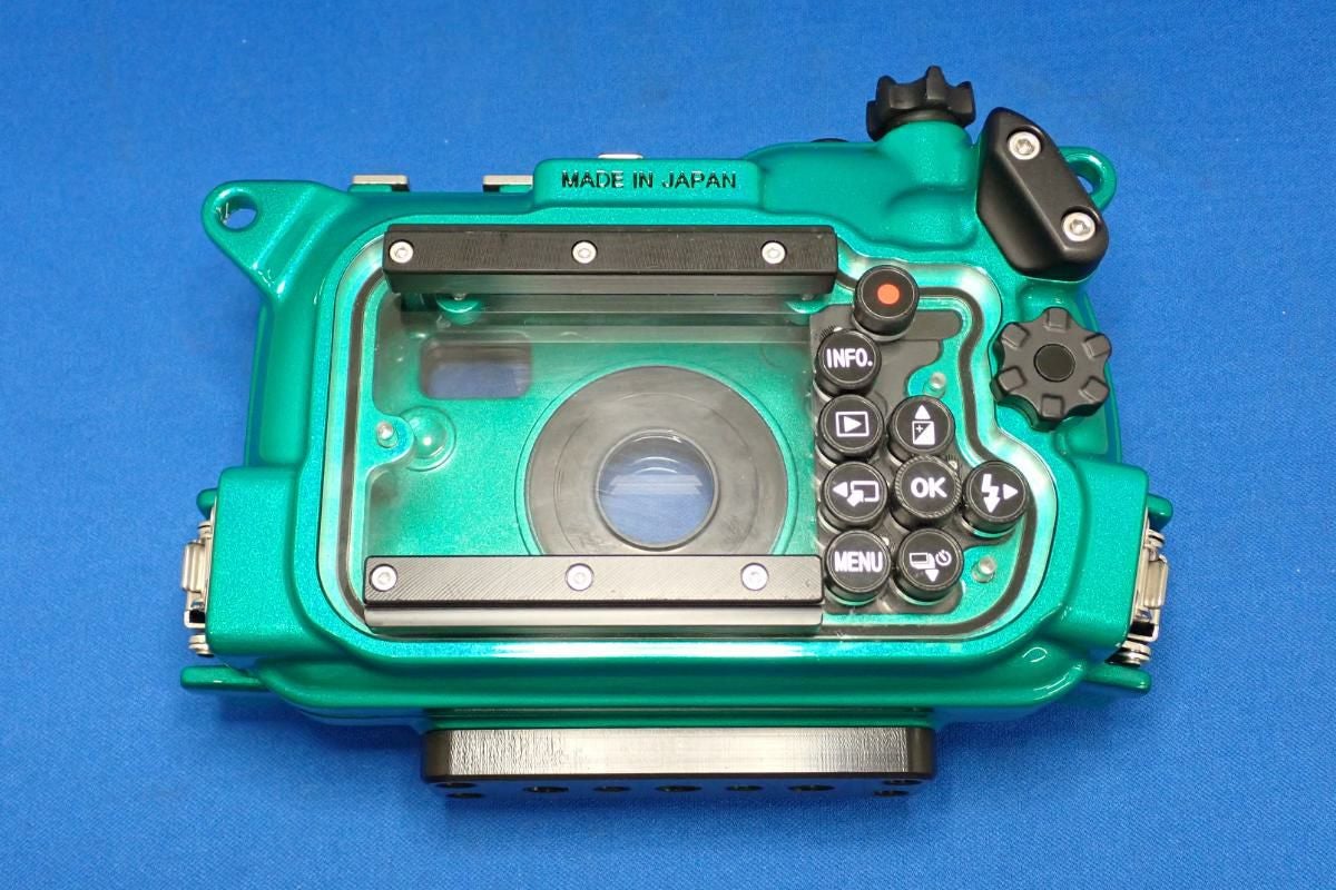 訳あり/中古 ウミウミ 水中ハウジング UU-TG6 Green for オリンパスTG