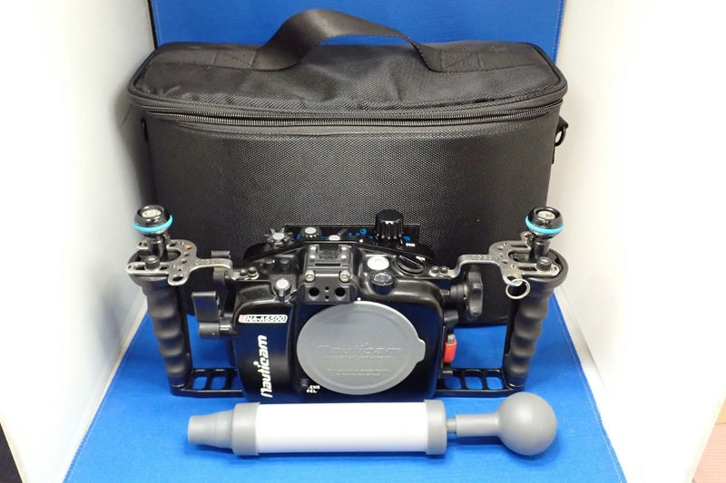 中古Aランク【ノーティカム / Nauticam】水中ハウジング NA A6500 + バキュームバルブII2