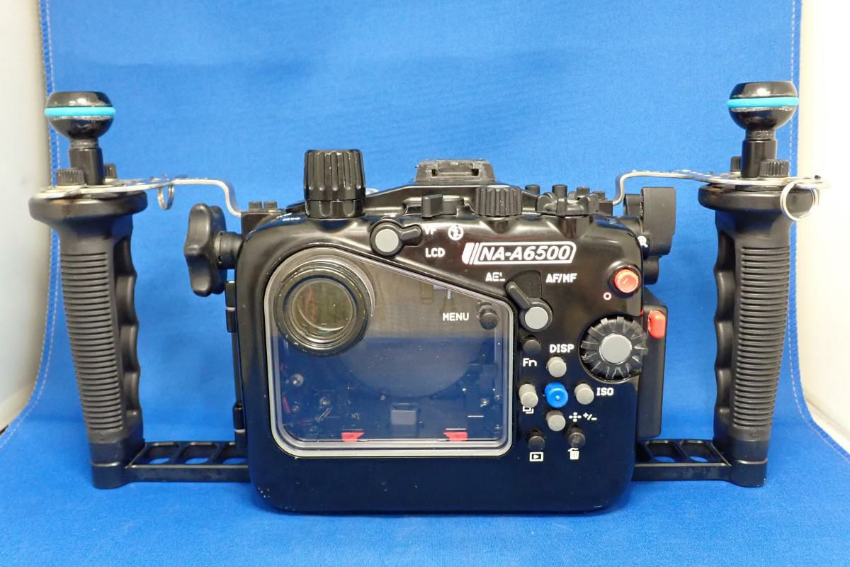 中古 ノーティカム 水中ハウジング NA A6500 + バキュームバルブII