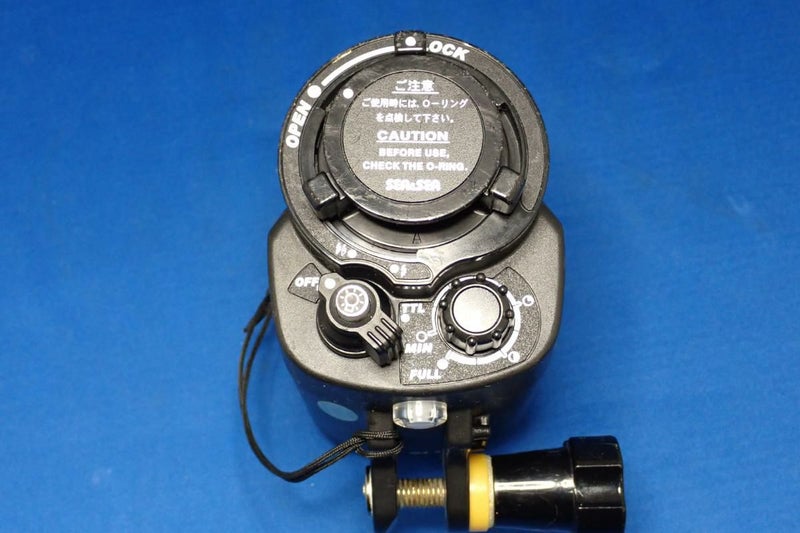 中古Bランク【シーアンドシー / SEA&SEA】水中ストロボ YS-01-2