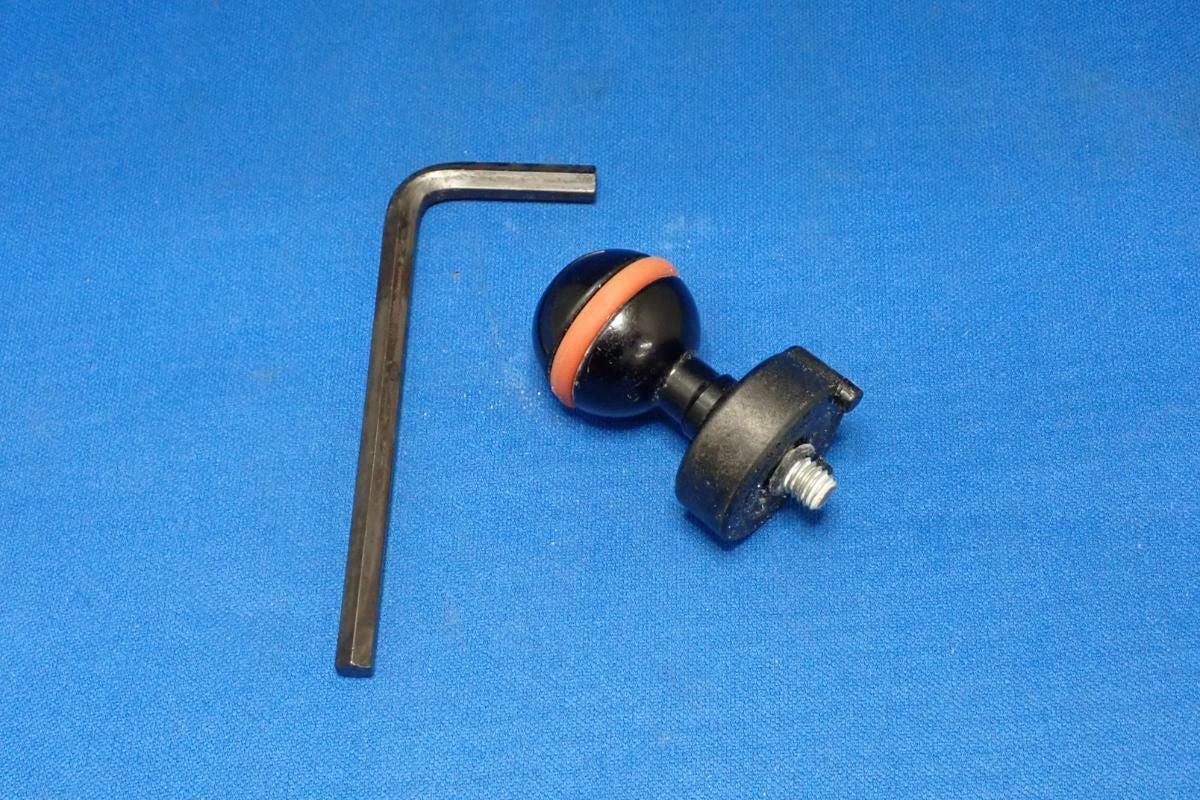 中古Bランク【イノン / INON】ダイレクトベースIII-1