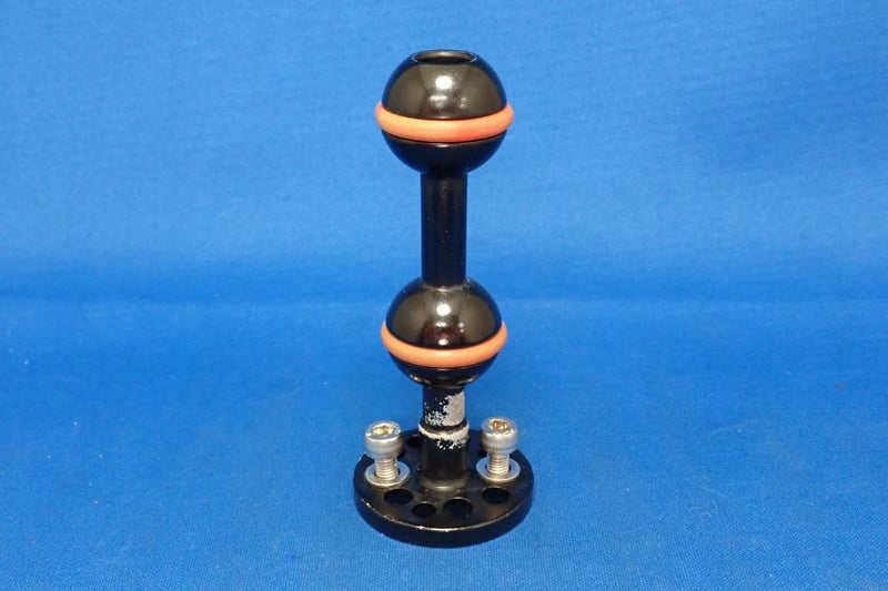 各社様々なグリップに取付可能でマルチな2階建てダブルボールベース-1