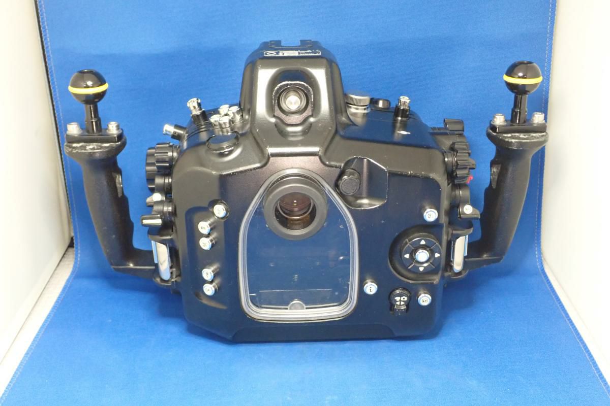 SEA&SEA    水中カメラ   中古 水中ハウジングや水中ストロボ、水中ライトなどを取り扱う