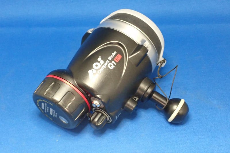 中古Aランク【エーオーアイ / AOI】AOI-UCS-Q1-RC-BLK ウルトラコンパクトストロボRC-3