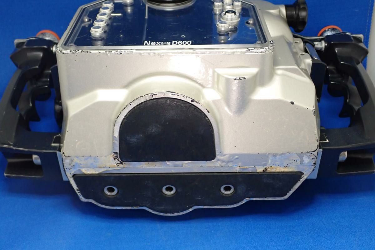 中古Bランク【アンティス / Anthis】水中ハウジング Nexus D600 TypeF 光 M4-3