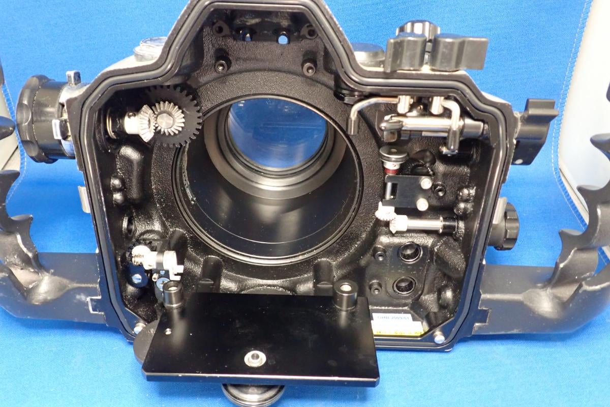中古Bランク【アンティス / Anthis】水中ハウジング Nexus D200D7200 MLF M5マウント + マクロポート MP105VR-7 M5マウント-5
