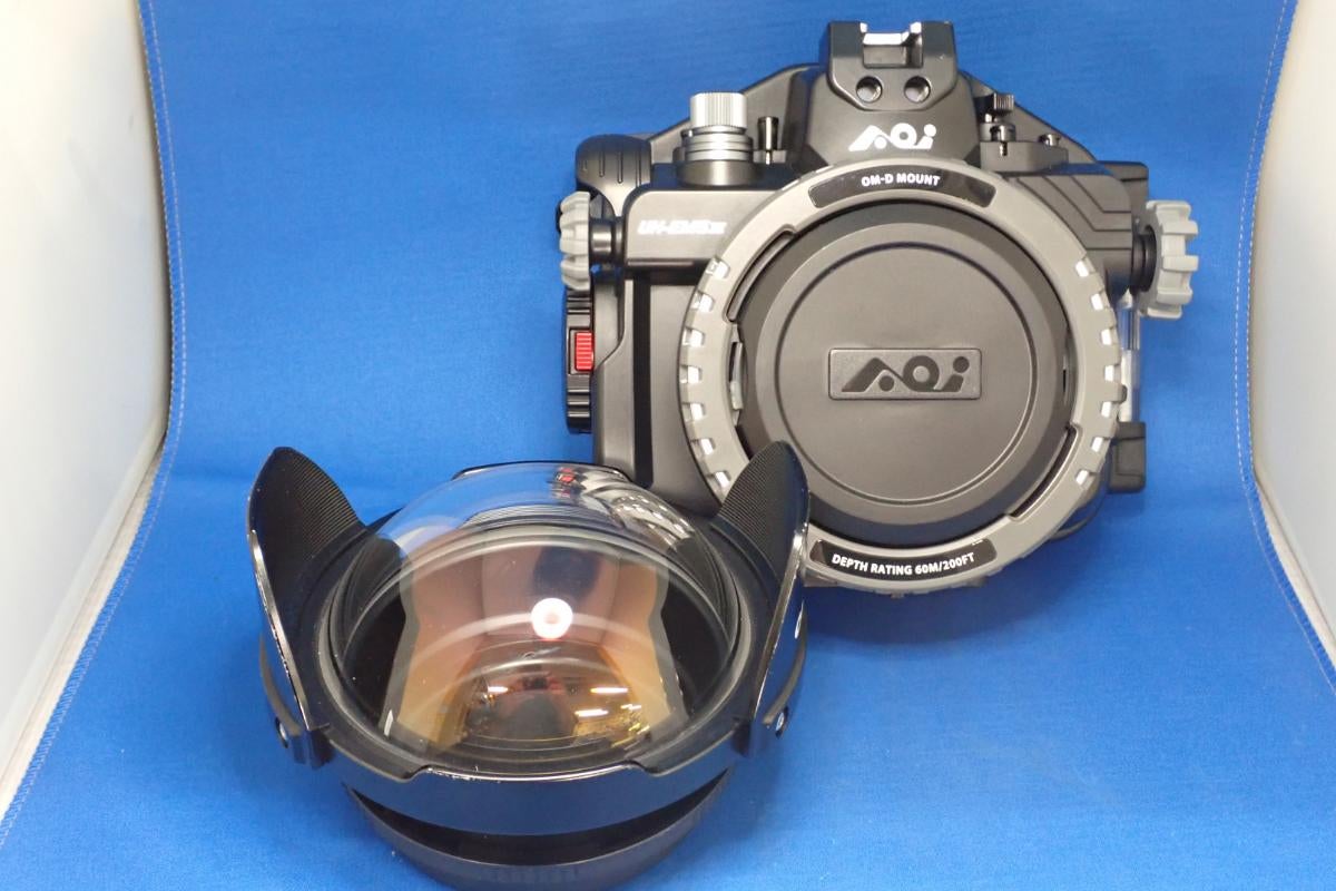 イノン、シーアンドシー、ノーティカムなどの水中撮影機材やダイビング