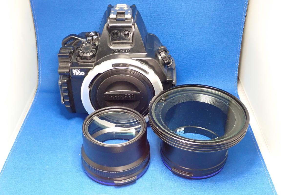 中古Aランク【シーアンドシー / SEA&SEA】水中ハウジング RDX-750D(Canon EOS Kiss X8i/X9i) + スタンダードポート + RDXポートベースS + コンパクトマクロポート52-1